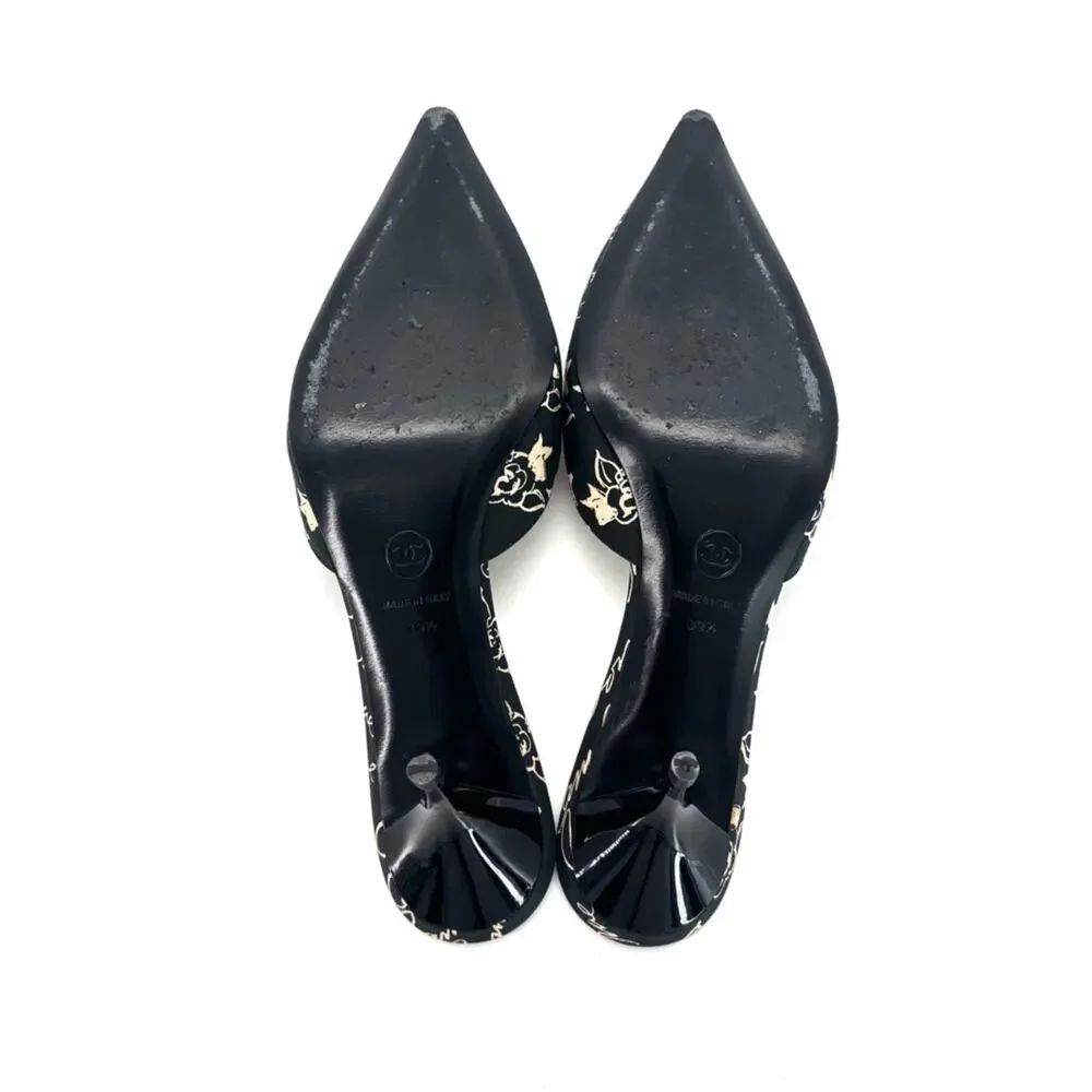 Vintage Chanel 2006 Script Floral CC Logo Kitten Heel Pointed Toe Mules 39.5